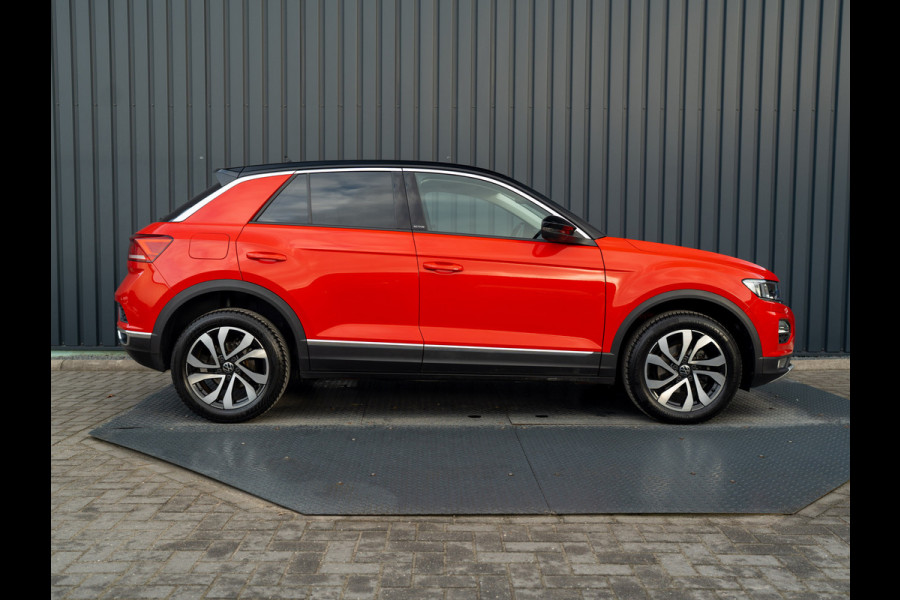 Volkswagen T-Roc 1.5 TSI Active | Stoelverw. | Apple Carplay / Android Auto | Prijs Rijklaar!!