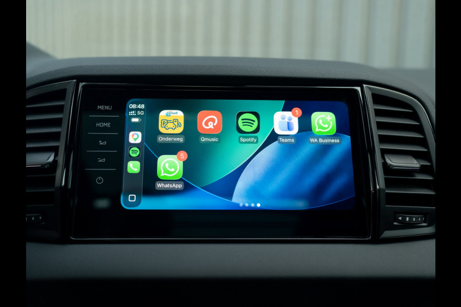 Škoda Karoq 1.5 TSI ACT Sportline Business | Pano | Trekhaak wegkl. | Stoelgeheugen | 360 Camera | Prijs Rijklaar!!