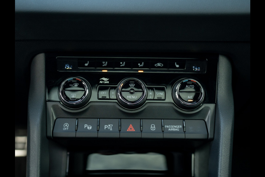 Škoda Karoq 1.5 TSI ACT Sportline Business | Pano | Trekhaak wegkl. | Stoelgeheugen | 360 Camera | Prijs Rijklaar!!