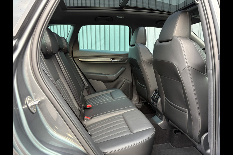 Škoda Karoq 1.5 TSI ACT Sportline Business | Pano | Trekhaak wegkl. | Stoelgeheugen | 360 Camera | Prijs Rijklaar!!