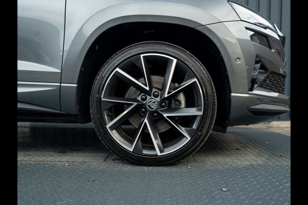 Škoda Karoq 1.5 TSI ACT Sportline Business | Pano | Trekhaak wegkl. | Stoelgeheugen | 360 Camera | Prijs Rijklaar!!