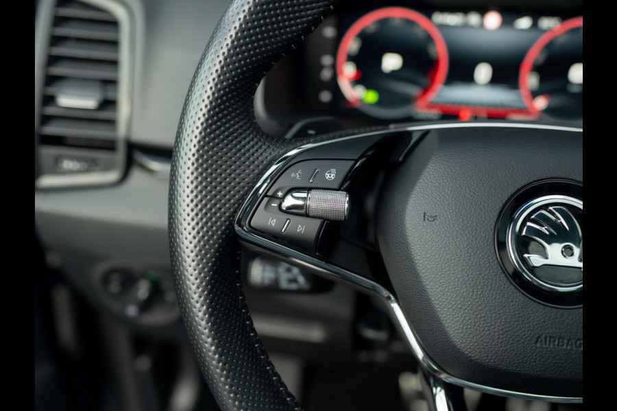 Škoda Karoq 1.5 TSI ACT Sportline Business | Pano | Trekhaak wegkl. | Stoelgeheugen | 360 Camera | Prijs Rijklaar!!