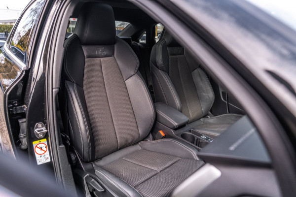 Audi A3 Limousine 30 TFSI S Edition 110 PK Aut. 2x S-Line Pano LED Matrix Trekhaak 17''