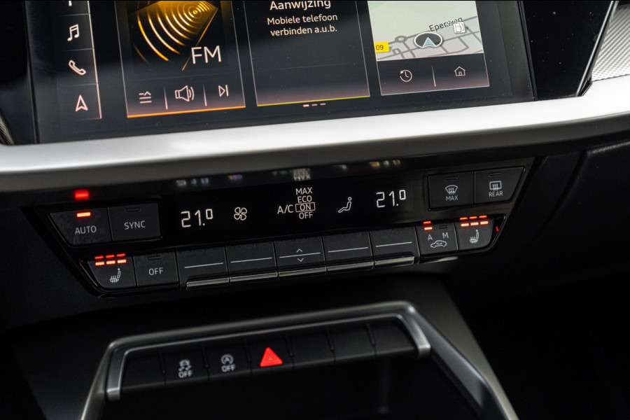 Audi A3 Limousine 30 TFSI S Edition 110 PK Aut. 2x S-Line Pano LED Matrix Trekhaak 17''