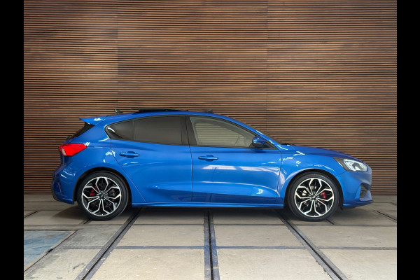 Ford Focus 1.5 EcoBoost ST Line Business | 184PK | Pano | Full LED | Comfort-Pack | Winter-Pack | ST Styling-Pack | SYNC3-APPLink