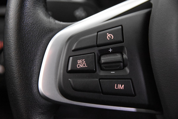 BMW X1 sDrive18i *1ste Eigenaar*Navigatie*Camera*