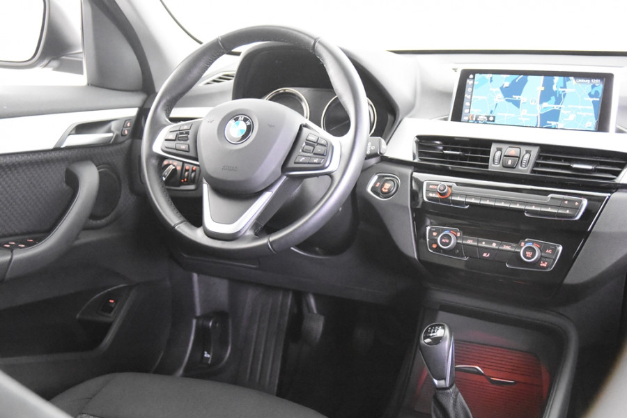 BMW X1 sDrive18i *1ste Eigenaar*Navigatie*Camera*