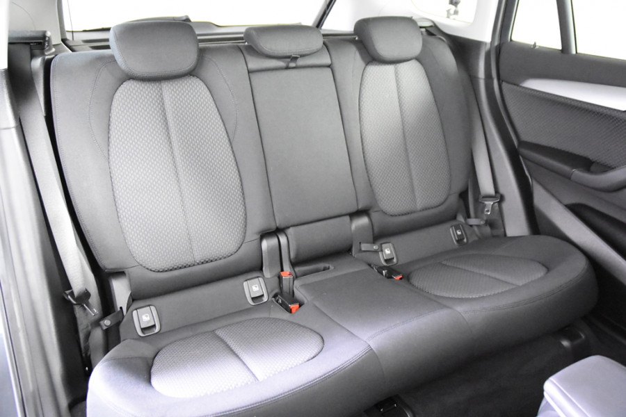 BMW X1 sDrive18i *1ste Eigenaar*Navigatie*Camera*