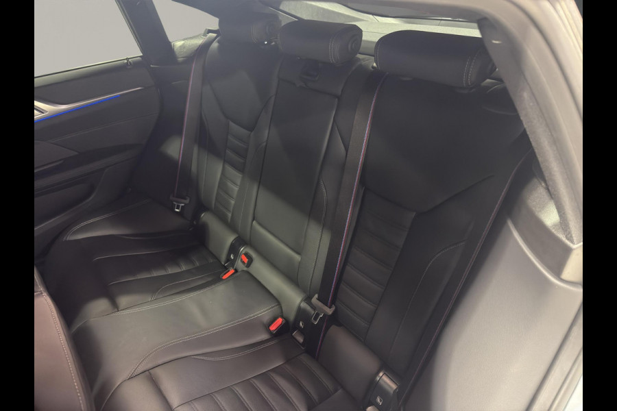 BMW 4 Serie Gran Coupé M440i xDrive | Laser | Memory | Schuif-/kanteldak | H&K | 20 "| Head Up | Vele opties.....