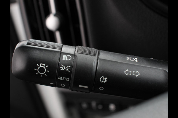 Kia Picanto 1.0 DPi Automaat DynamicLine Navigatie Apple Carplay/Android Auto Airco Camera DAB Lichtmetalen velgen Bluetooth
