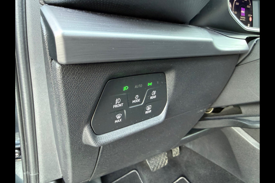 Seat Leon 1.5 eTSI FR Launch Edition - Automaat - schuif-/kanteldak - Beats - Trekhaak - Org.NL