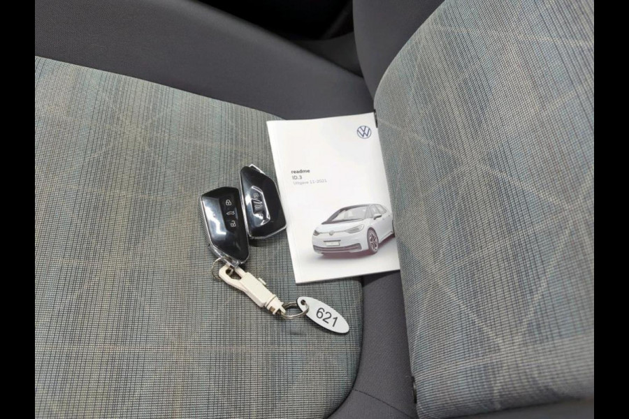 Volkswagen ID.3 Pro 58 kWh SOH 91% Airco ECC Navi Carplay Adaptive Cruise Control 18" LM Velgen East Derry Full LED PDC