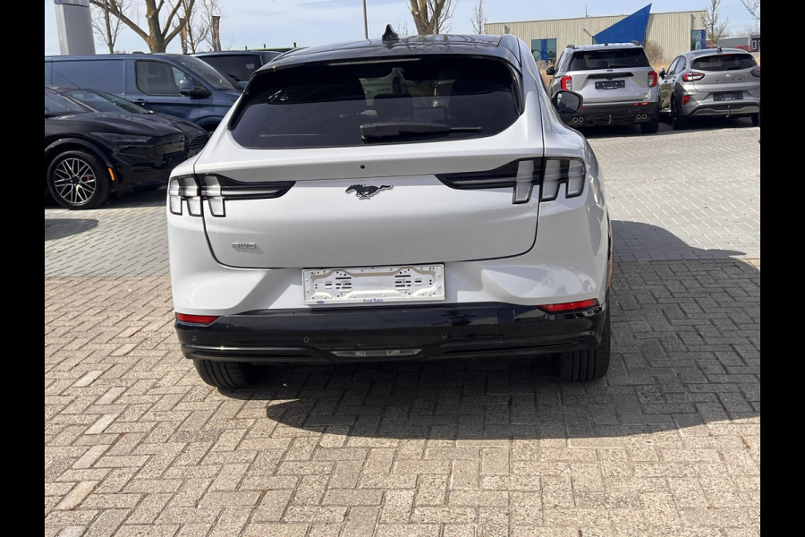 Ford Mustang Mach-E Extended Premium AWD 98 kWh | Panoramadak |
