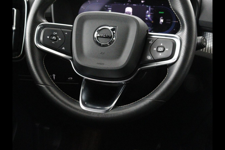 Volvo XC40 Recharge P8 AWD R-Design | SOH 90.6% | Leder/Alcantara | Stoelverwarming | Harman/Kardon | Adaptive cruise | Side Assist | Carplay | Stuurverwarming | Navigatie | Full LED | Camera