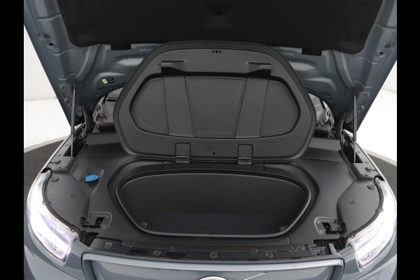 Volvo XC40 Recharge P8 AWD R-Design | SOH 90.6% | Leder/Alcantara | Stoelverwarming | Harman/Kardon | Adaptive cruise | Side Assist | Carplay | Stuurverwarming | Navigatie | Full LED | Camera