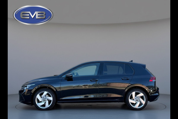 Volkswagen Golf 1.0 eTSI AUTOMAAT Life Business, vele opties, led verlichting,stoel-stuurverwarming, 1 e eigenaar, NL auto met nap
