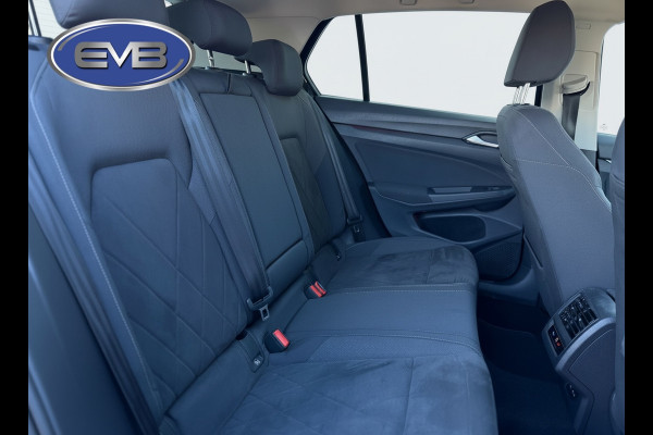Volkswagen Golf 1.0 eTSI AUTOMAAT Life Business, vele opties, led verlichting,stoel-stuurverwarming, 1 e eigenaar, NL auto met nap