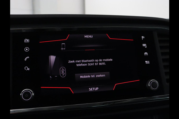 Seat Ateca 1.5 TSI Style | Automaat | Trekhaak | Camera | Carplay | Navigatie | Cruise control | Climate control | Getint glas