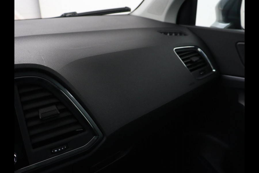 Seat Ateca 1.5 TSI Style | Automaat | Trekhaak | Camera | Carplay | Navigatie | Cruise control | Climate control | Getint glas