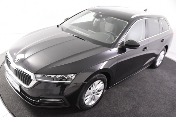 Škoda Octavia Combi 1.0 TSI Clever *1ste Eigenaar*Trekhaak*Stoelverwarming*Navigatie*Camera*