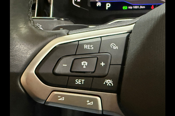 Volkswagen Taigo 1.5 TSI Style 150PK | Pano | Virtual | IQ-Drive | BEATS | ArtVelours | Licht+Zicht | Park+Comfort Pakket | IQ-LED