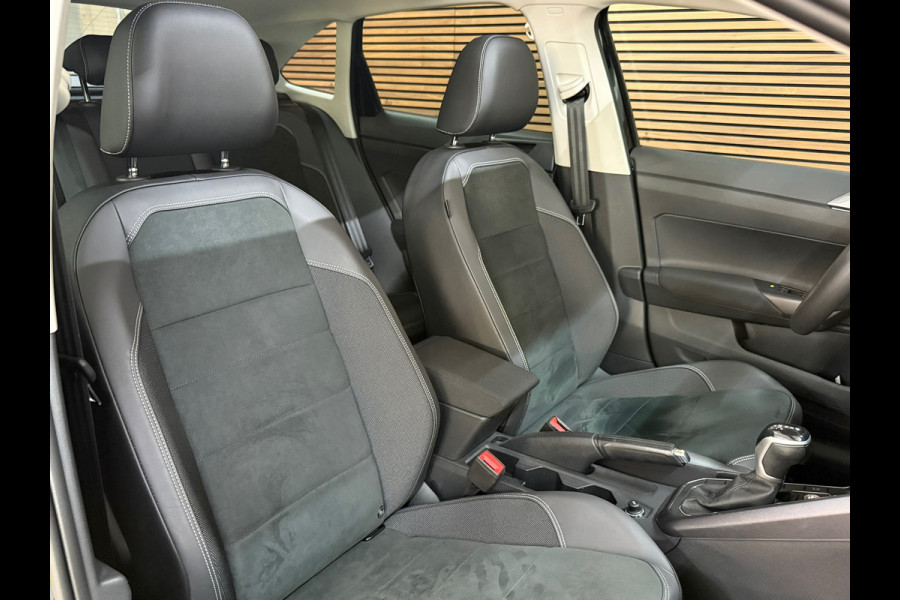 Volkswagen Taigo 1.5 TSI Style 150PK | Pano | Virtual | IQ-Drive | BEATS | ArtVelours | Licht+Zicht | Park+Comfort Pakket | IQ-LED
