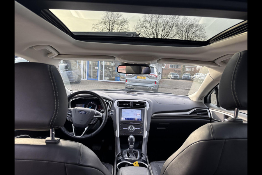 Ford Mondeo Wagon 2.0 IVCT HEV Vignale 187 pk | Panoramadak |  Adaptieve cruise  control |  Trekhaak | Winter Pack | Adaptive cruise control |  Achteruitrijcamera | Bestuurdersstoel Met Geheugen