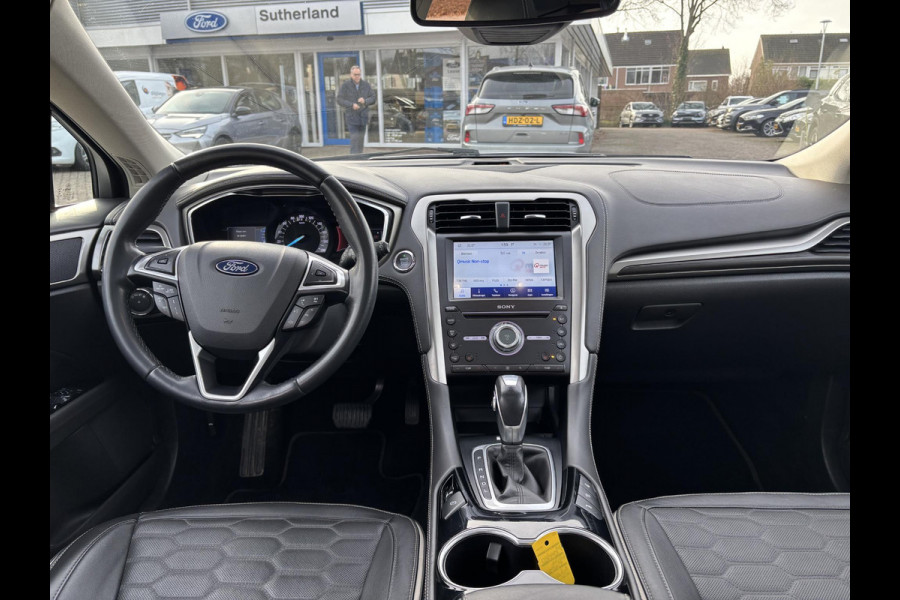 Ford Mondeo Wagon 2.0 IVCT HEV Vignale 187 pk | Panoramadak |  Adaptieve cruise  control |  Trekhaak | Winter Pack | Adaptive cruise control |  Achteruitrijcamera | Bestuurdersstoel Met Geheugen