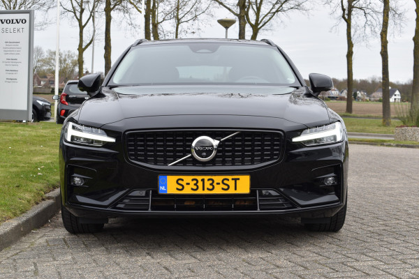 Volvo V60 B4 211PK Automaat Plus Dark | Trekhaak | ACC | Leder | Stoelverwarming | 360 Camera | 18"LMV |