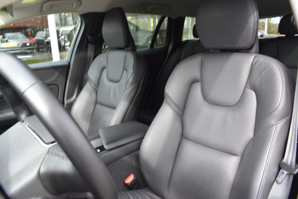 Volvo V60 B4 211PK Automaat Plus Dark | Trekhaak | ACC | Leder | Stoelverwarming | 360 Camera | 18"LMV |