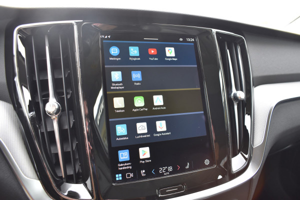 Volvo V60 B4 211PK Automaat Plus Dark | Trekhaak | ACC | Leder | Stoelverwarming | 360 Camera | 18"LMV |