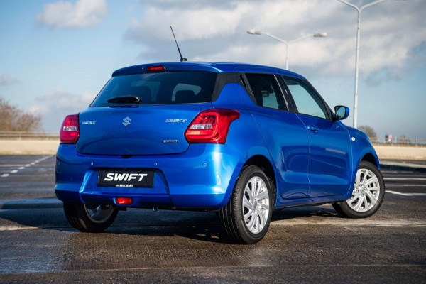 Suzuki Swift 1.2 Select Smart Hybrid | Automaat | Airco | Adaptieve Cruise Control | Camera | Stoelverwarming |