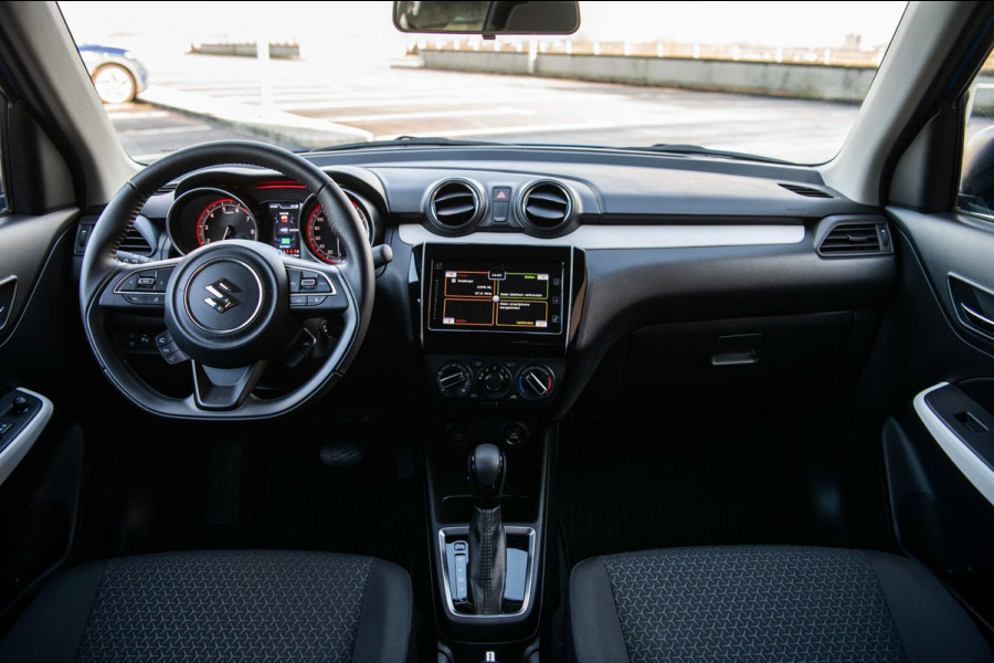 Suzuki Swift 1.2 Select Smart Hybrid | Automaat | Airco | Adaptieve Cruise Control | Camera | Stoelverwarming |