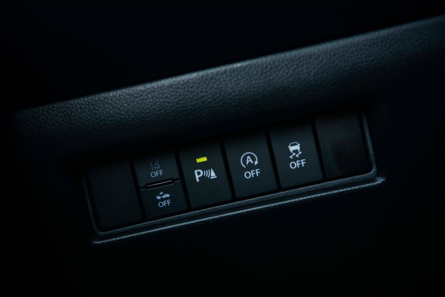 Suzuki Swift 1.2 Select Smart Hybrid | Automaat | Airco | Adaptieve Cruise Control | Camera | Stoelverwarming |