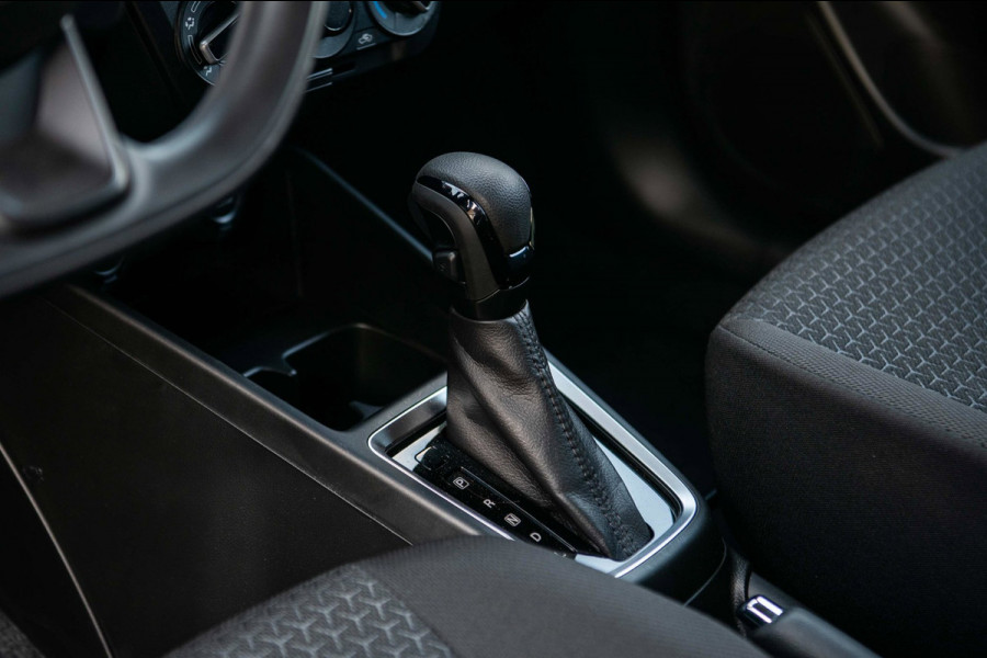 Suzuki Swift 1.2 Select Smart Hybrid | Automaat | Airco | Adaptieve Cruise Control | Camera | Stoelverwarming |