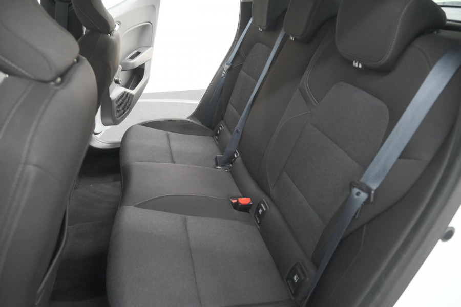 Renault Clio TCe 90 Equilibre | Parkeersensoren | Apple Carplay | Cruise Control | Airco