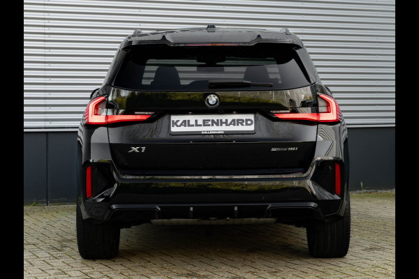 BMW X1 sDrive18i M-Sport Pro - Full-Option - ACC - Trekhaak - Memory
