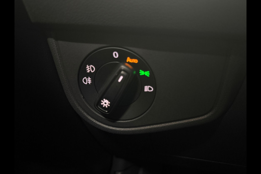 Volkswagen Polo 1.0 TSI DSG |Black-Style | Ascot Grijs | Licht + Zicht | IQ.LED Pakket | Discover Pro | DAB+ |Park-Assist |Virtual