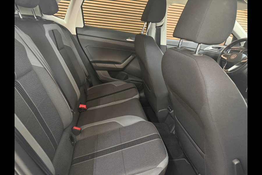 Volkswagen Polo 1.0 TSI DSG |Black-Style | Ascot Grijs | Licht + Zicht | IQ.LED Pakket | Discover Pro | DAB+ |Park-Assist |Virtual