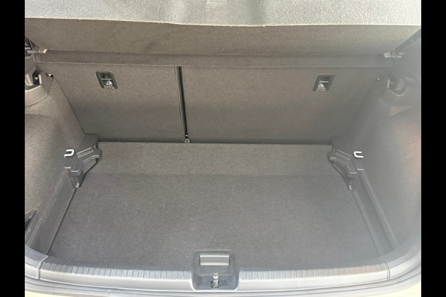 Volkswagen Polo 1.0 TSI DSG |Black-Style | Ascot Grijs | Licht + Zicht | IQ.LED Pakket | Discover Pro | DAB+ |Park-Assist |Virtual