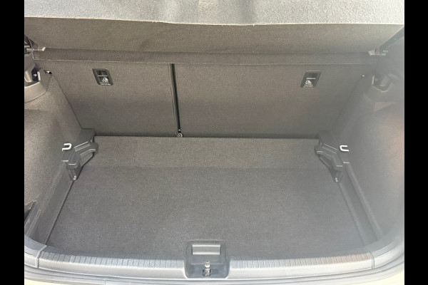 Volkswagen Polo 1.0 TSI DSG |Black-Style | Ascot Grijs | Licht + Zicht | IQ.LED Pakket | Discover Pro | DAB+ |Park-Assist |Virtual