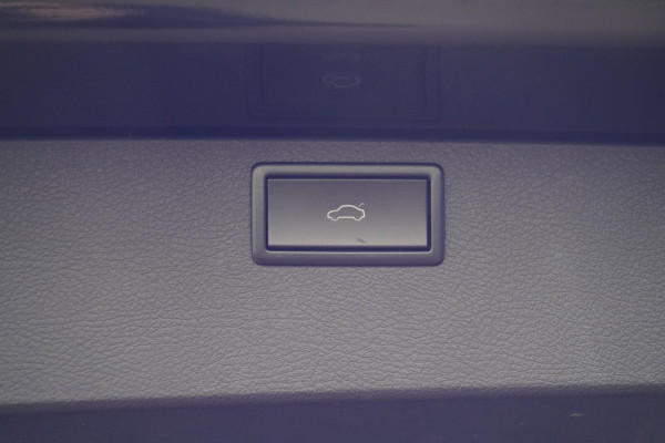 Volkswagen Transporter Multivan 2.0 TDI L1H1 Highline 4MOTION / 7 Pers. / Afn. Trekhaak / Navi / Leder