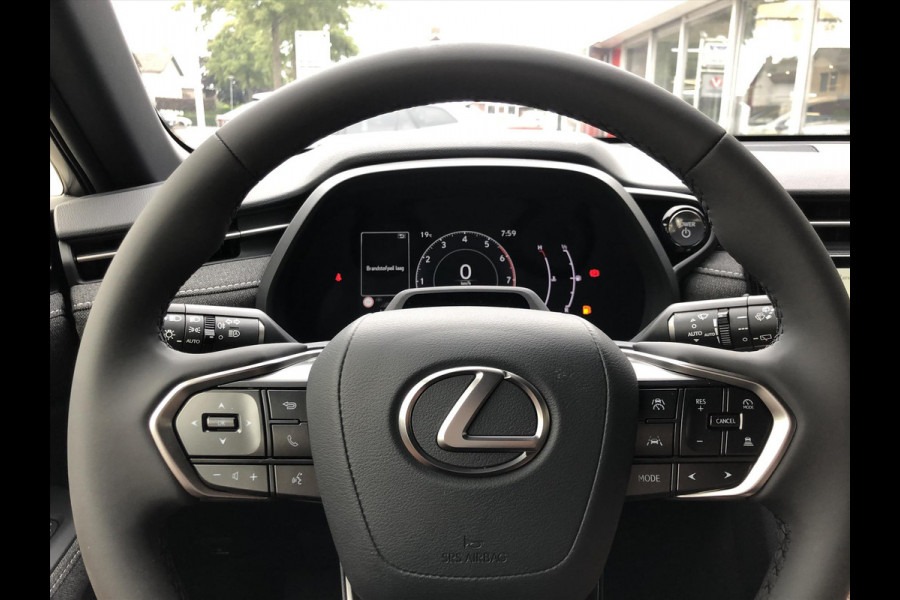 Lexus LBX 1.5 Comfort & Safety Pack | Dodehoekherkenning, Parkeersensoren, Keyless, Stoelverwarming