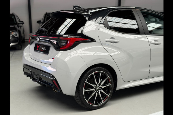 Toyota Yaris 1.5 Hybrid 130 GR SPORT HuD CarPlay Camera