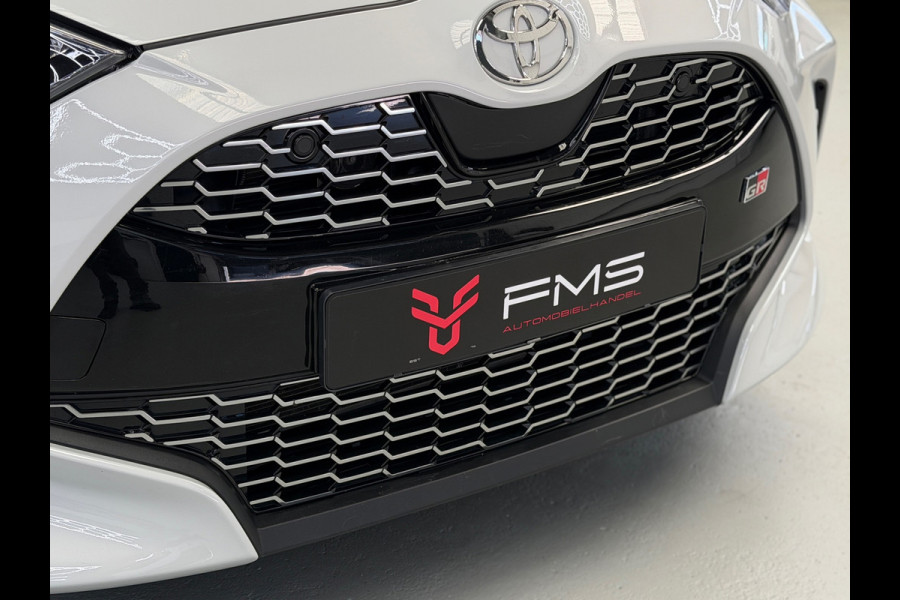 Toyota Yaris 1.5 Hybrid 130 GR SPORT HuD CarPlay Camera