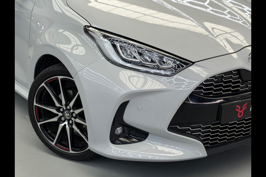 Toyota Yaris 1.5 Hybrid 130 GR SPORT HuD CarPlay Camera