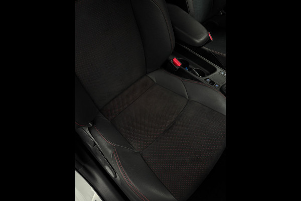 Toyota Yaris 1.5 Hybrid 130 GR SPORT HuD CarPlay Camera