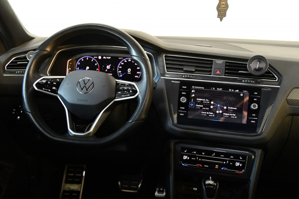 Volkswagen Tiguan 1.5 TSI R-Line*Full-option*Pano*Cam*Keyless*Elk-trekhaak
