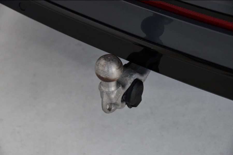 Volkswagen Tiguan 1.5 TSI R-Line*Full-option*Pano*Cam*Keyless*Elk-trekhaak