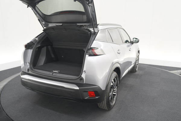 Peugeot e-2008 EV Allure 50 kWh | SOH=96.7 % | 3 Fase Laadfunctie | Camera | Navigatie | Parkeersensoren | Apple Carplay